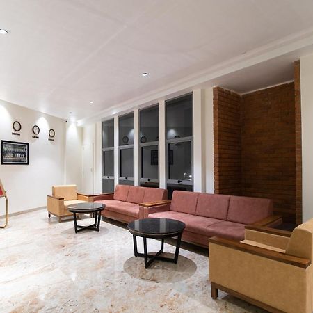 Palette - Hotel Welcome Kadi Екстериор снимка