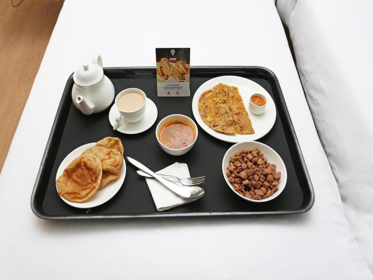 Palette - Hotel Welcome Kadi Екстериор снимка